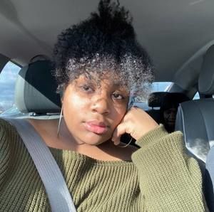 Meet your Posher, Kayy